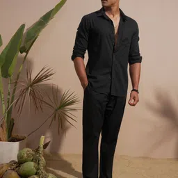 ketch Men Slim Fit Solid Cut Away Collar Casual Shirt image 3
