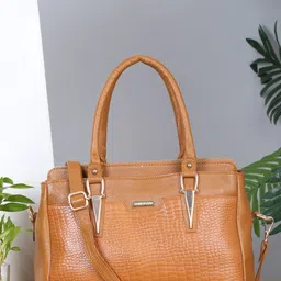 Teakwood Leathers Textured Structured Handheld Bag-picture-45