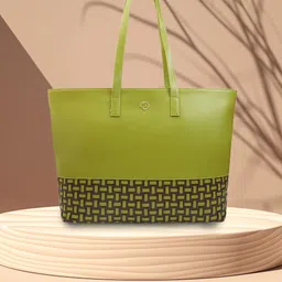 Caprese Textured Oversized Structured Shoulder Bag-picture-28