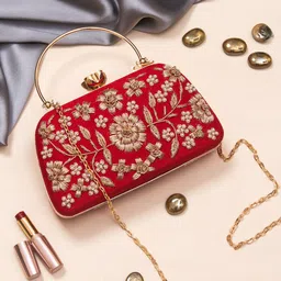 Swisni Embroidered Box Clutch-picture-13