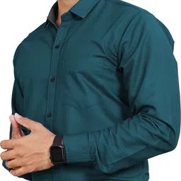 metronaut Men Regular Fit Solid Spread Collar Formal Shirt image 3