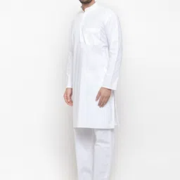 jompers Men Cotton Blend Kurta Churidar Set image 3