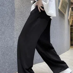 warcourt Men Loose Fit Black Cotton Blend Trousers-picture-10