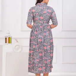 ur7 Women Printed Viscose Rayon Anarkali Kurta image 2