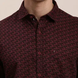 turtle Men Slim Fit Printed Spread Collar Casual Shirt image 5