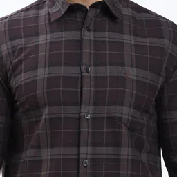 indian terrain Men Slim Fit Checkered Casual Shirt image 5