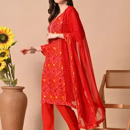 pinfit Women Cotton Rayon Kurti Pant Dupatta Set image 3