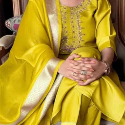 aeba fashion Women Cotton Blend Kurta Pant Dupatta Set Embroidered Kurta, Trouser/Pant & Dupatta Set image 5