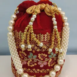 25degree n Women Red Potli-picture-10