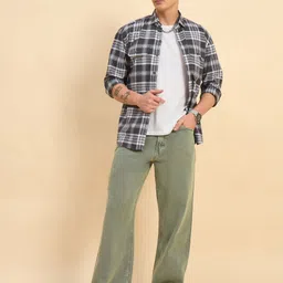 studio nexx Men Loose Fit Mid Rise Dark Blue Jeans image 4