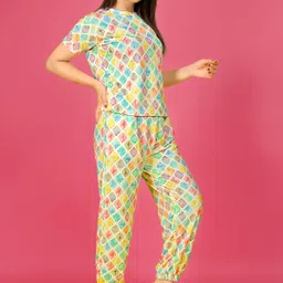 sakarmaa Printed Women Track Suit image 3