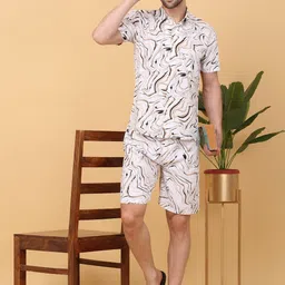 sweet dreams Men Top & Shorts Set Multicolor Printed-picture-13