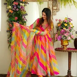 kitvillaa Solid Georgette Stitched Anarkali Gown image 2