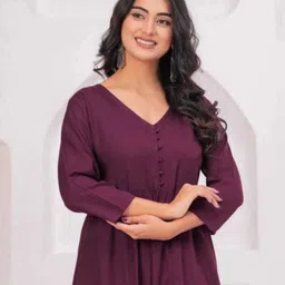 srpnch Women Viscose Rayon Kurti Pant Set image 5