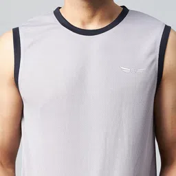 chrome & coral Solid Men Track Suit image 4