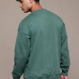 roadster Men Printed Round Neck Green Sweater image 4