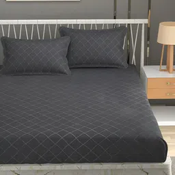 Bromwick Grey Geometric Cotton 210 TC Queen Bedsheet With 2 Pillow Covers-image-40