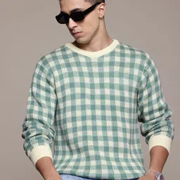 roadster Men Checkered Round Neck Green Sweater image 1