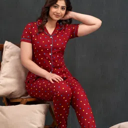 trinabh Women Night Suit Set Maroon Printed image 1