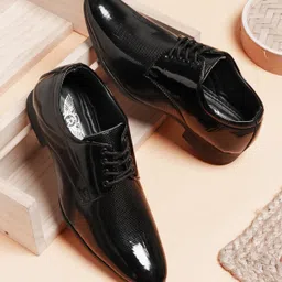 tr Derby For Men-picture-46