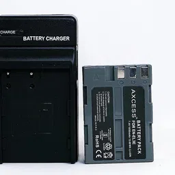 Axcess EN-EL3E Battery + EN-EL3E Charger Compatible For Nikon D90, D300, D300S, D700Camera Battery Charger image 3