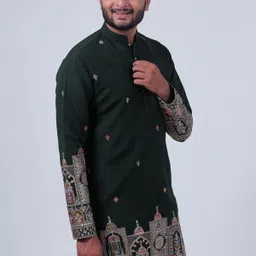 varbandhan Men Embroidered Viscose Rayon Straight Kurta image 2