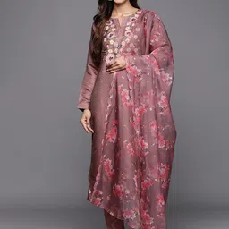 libas Women Silk Blend Kurta Pant Set image 1