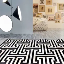 dazzhome Black & White Hair On Leather Chevron Hand Woven 5ftX7ft Carpet image 1