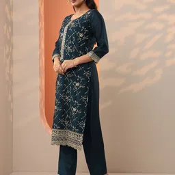 libas Women Silk Blend Kurta Pant Dupatta Set image 3