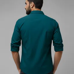 metronaut Men Regular Fit Solid Spread Collar Casual Shirt image 3