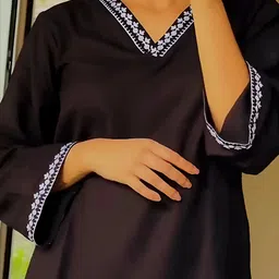 anamwear Casual Bell Sleeves Solid, Embroidered, Embellished, Lace, Printed, Striped, Ethnic Motifs Women Black Top-picture-22