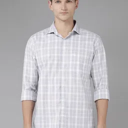 park avenue Men Slim Fit Checkered Casual Shirt image 5