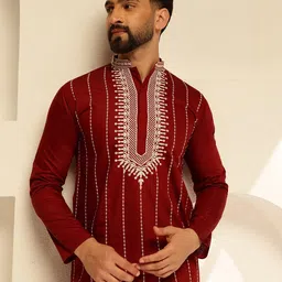 sojanya Men Embroidered Cotton Silk Straight Kurta image 2