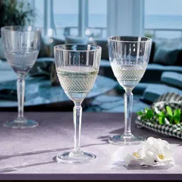 trovea's Celestial Sip White Wine Glass 250Ml (Set Of 4) image 2