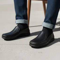 davendera footwear Slip On Sneakers For Men image 4