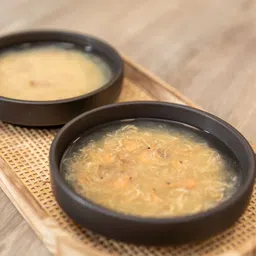 trixie Kittis salmon soup, 4x80 g Salmon Cat Treat image 5