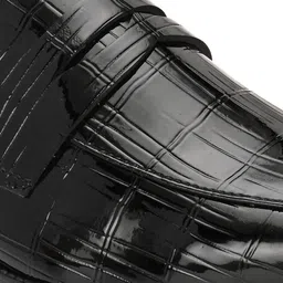 House Of Pataudi Men Black Faux Leather Formal Slip On Loafers Slip On For Men image 4