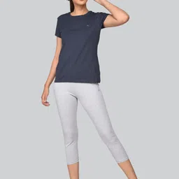 infinia Women Grey Capri image 4