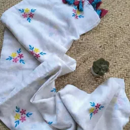 lakshmi boutique Embroidered, Solid/Plain, Self Design Daily Wear Khadi Saree image 4