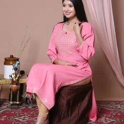 his&her Women Embroidered Viscose Rayon Straight Kurta-picture-20