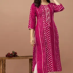 udati kaliya Women Embroidered Cotton Rayon Straight Kurta-picture-26