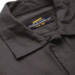 the indian garage co. Men Regular Fit Solid Casual Shirt image 2