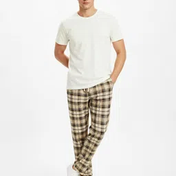 glitchez Men Straight Fit Yellow Pure Cotton Trousers image 3