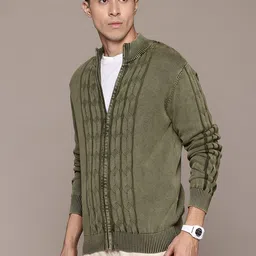 roadster Men Self Design High Neck Green Sweater image 4