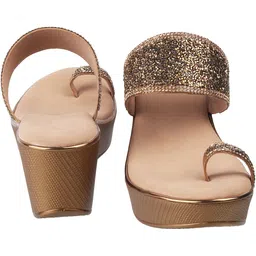 metro Women Wedges Sandal image 2