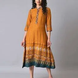 Placement Print A-Line Dress-picture-12