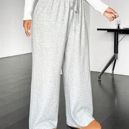 dockstreet Women Solid Grey Track Pants image 4