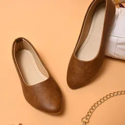 piyari Bellies For Women image 2