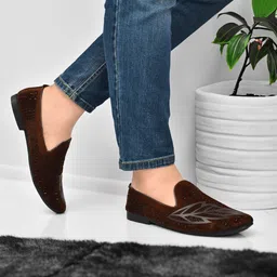 Red Eleven Casual Party Wear Jutis For Men Party Wear For Men image 4