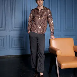 campus sutra Men Regular Fit Printed Spread Collar Casual Shirt image 4